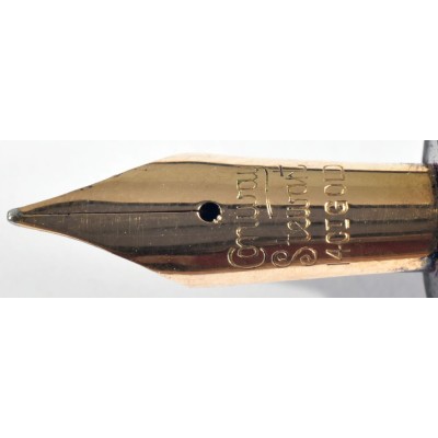 CS1107 Conway Stewart No. 759 Fountain Pen and Nippy Pencil Set, boxed.  (Semi-Flexible Extra Fine)