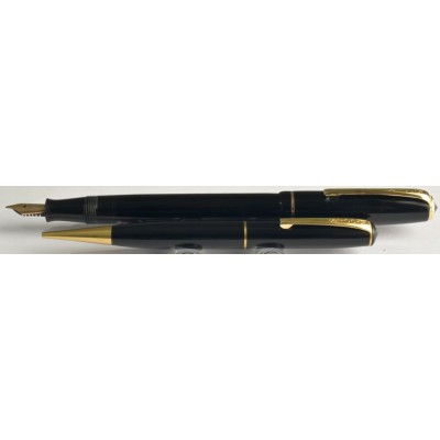 BU155 Boot's Chatsworth Fountain Pen and Pencil Set, boxed. (soft Medium)