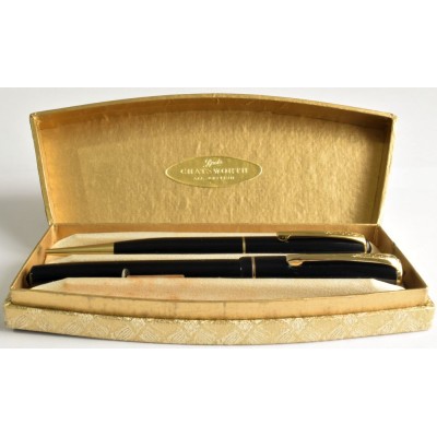 BU155 Boot's Chatsworth Fountain Pen and Pencil Set, boxed. (soft Medium)