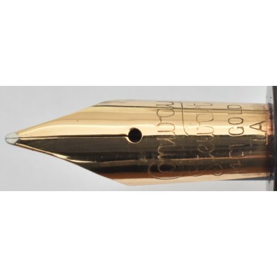 CS1014 Conway Stewart No. 15 Fountain Pen and Nippy No. 3 Pencil Set, boxed. (Soft Medium)