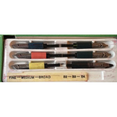 ME259 Platignum Silverline Lettering Set, boxed.