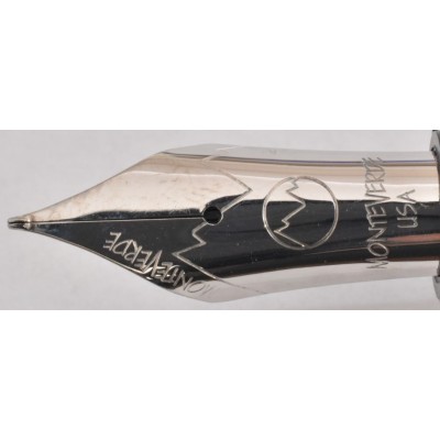 MV007 Monteverde Jewelria Carbon Fibre, boxed.  (Medium)