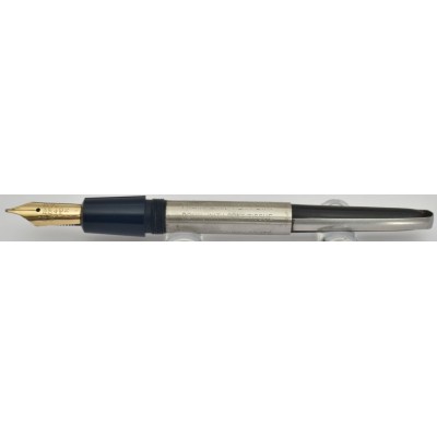 PA3473 Parker Duofold Standard (Medium)