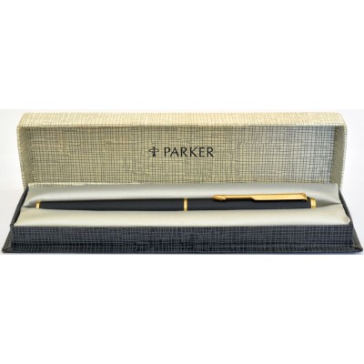 PA3535 Parker 95, boxed.  (Medium)