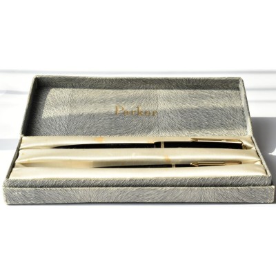 PA3616 Parker Duofold Junior Fountain Pen And No. 3 Pencil Set, boxed (Soft Fine).